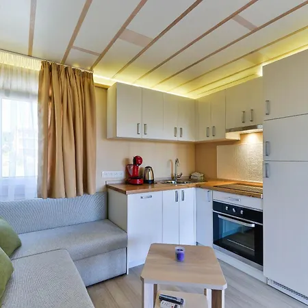 Mobil House Nevera 1 Banj